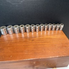 Vintage Indestro Super Socket Set 13pc. 12drive 12 Point 1 18-716th.