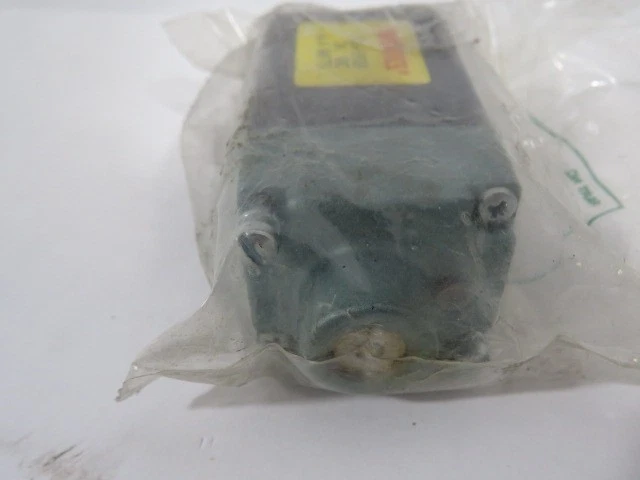 Numatics 226-592B Solenoid Valve Coil 24VDC 6W ! NWB ! - Image 2 of 3
