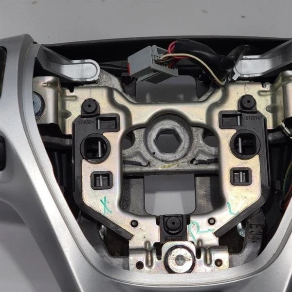 Volante Ford Edge 13 2013 con controles DT433F563BA39M7 Foto 4 de 4