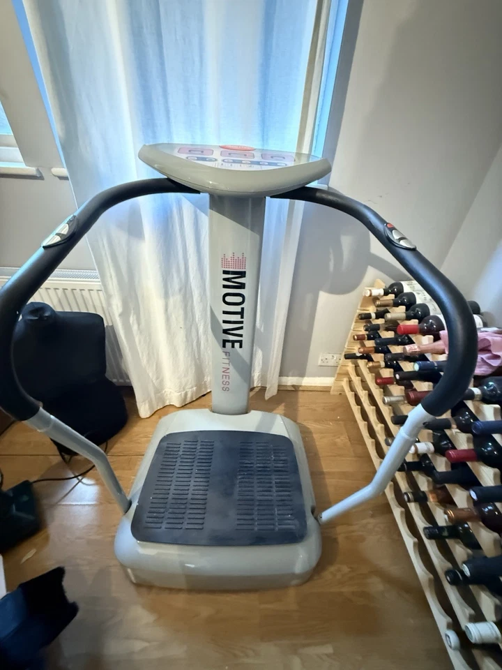 Motive Fitness Vibration Plate  - Image 2 of 4