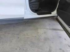 Passenger Side SORENTO   2016 Rocker Panel Moulding 646251