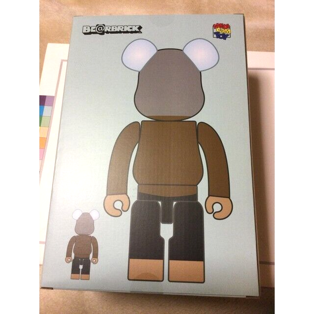 MEDICOM TOY - BE@RBRICK YUSUKE HANAI 400％  VCD BUM SAN MEDICOM TOY BE@RBRICK BUM SAN 100% & 400％ YUSUKE HANAI
