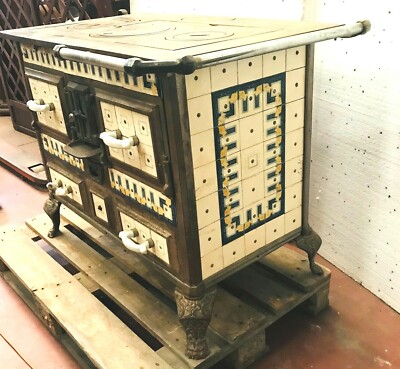 Cuisinière en fonte de présentation - Antiquités Lassaussois