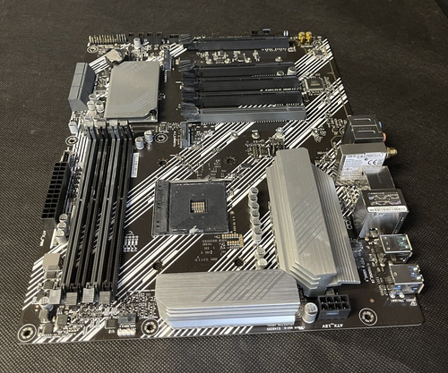 ASUS PRIME B550-PLUS AC HES (Ryzen AM4) - *CAPACITOR MISSING* - Photo 4/9