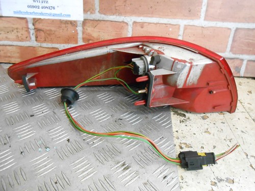 PEUGEOT 607 2004 OSR LADO CONDUCTOR TRASERO EXTERIOR FRENO TRASERO LUZ TRASERA CUADRO - Imagen 4 de 6