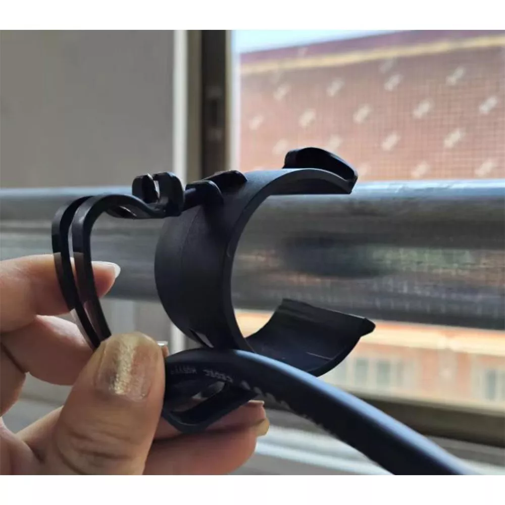 Cable sale management clamp