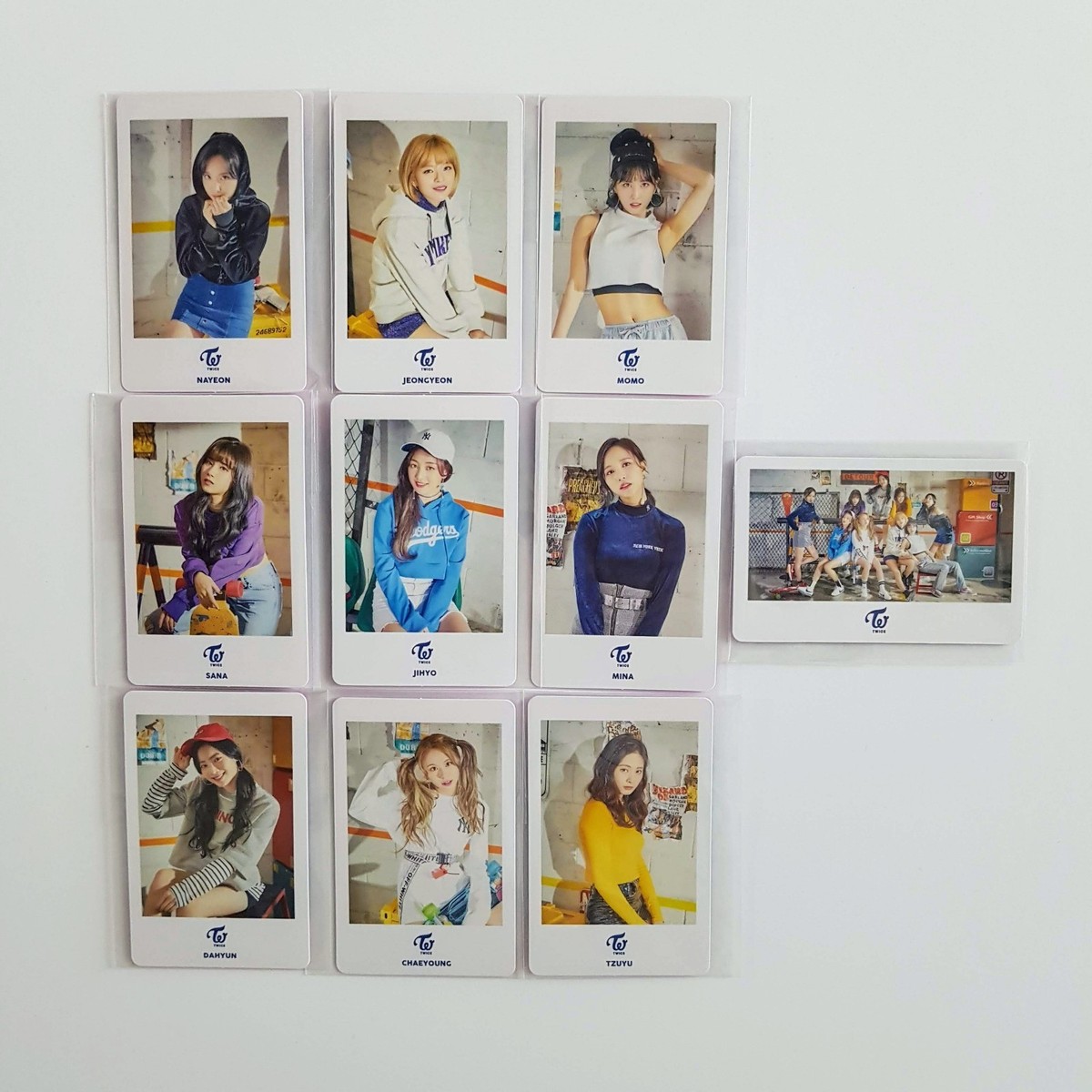 ❁美品❁ TWICE TwiceLand zone2 Fantasy Park Amazon.com: Twice 2nd Tour Twiceland Zone 2: Fantasy Park