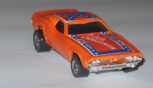 Coche Hot Wheels: Dixie Challenger Mopar 426 Hemi: Blackwalls & Flag Roof 1:64 - Imagen 3 de 5