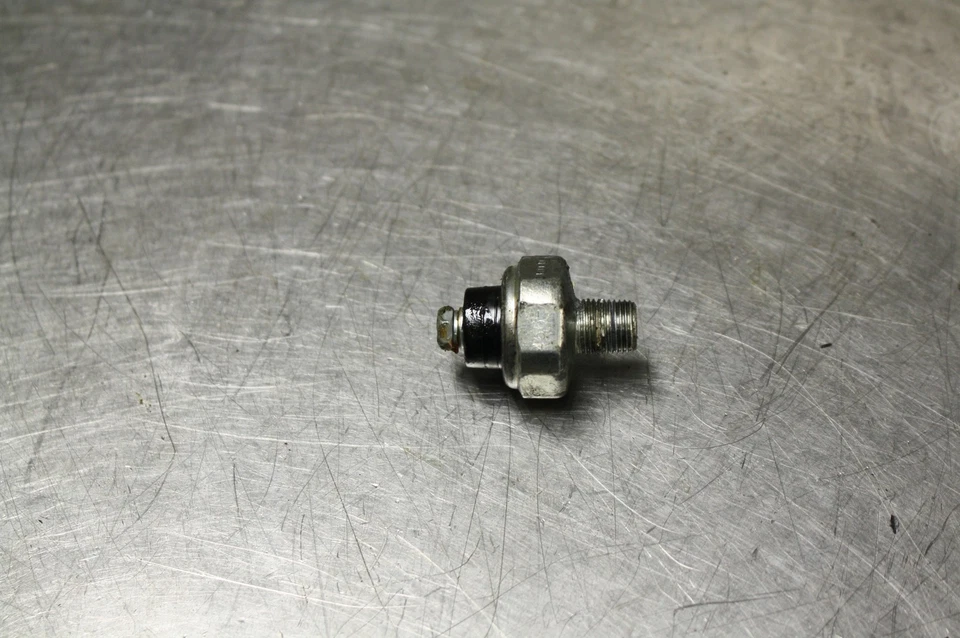 09-12 KAWASAKI NINJA ZX6R OIL PRESSURE SENSOR 27010-1313 Foto 2 de 4