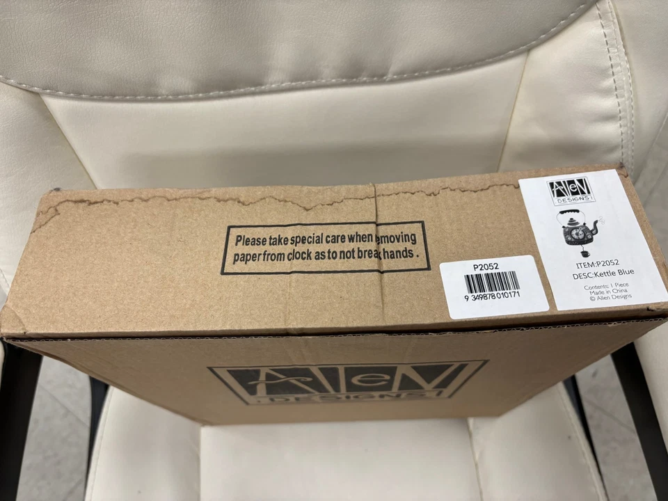 RELOJ AZUL HERVIDOR ALLEN DESIGNS EN CAJA Foto 2 de 3