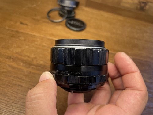 *Near Mint ++ w/ Hood* Pentax Super Multi Coated SMC Takumar 50mm F/1.4 Lens M42 - Picture 4 of 14