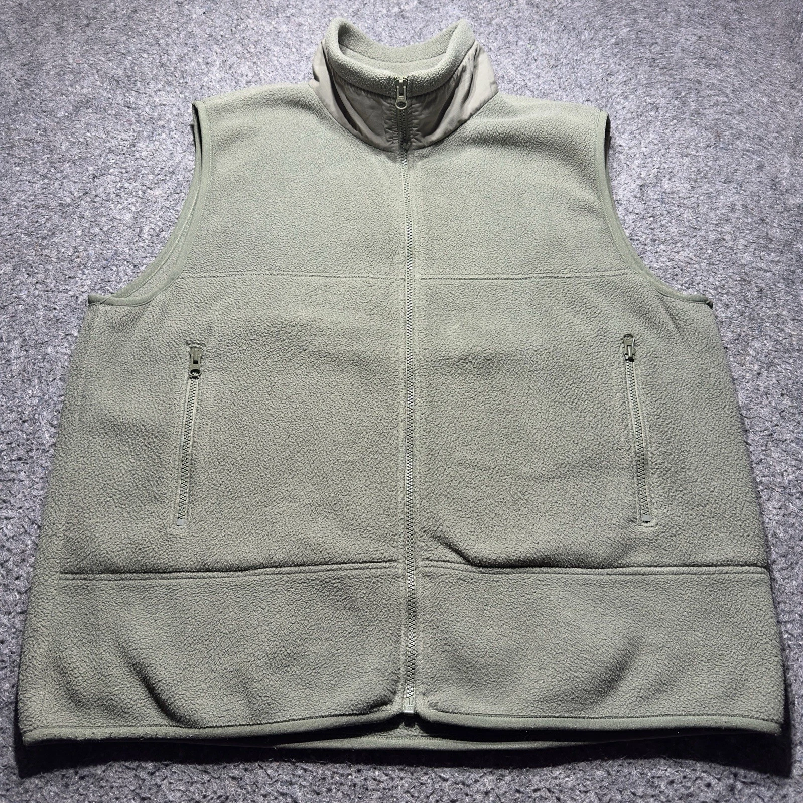 Lands End Fleece Sleeveless Vest Mens L Green Full Zip Hiking Outdoors Casual