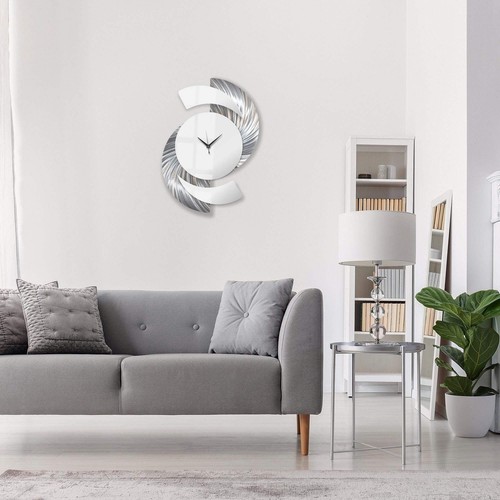 Minimalist Silver & White Wall Clock – Silent Metal Sculpture for Home & Living - Picture 4 of 4