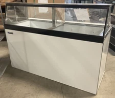 MasterBilt DD-66 Ice Cream Dipping Cabinet