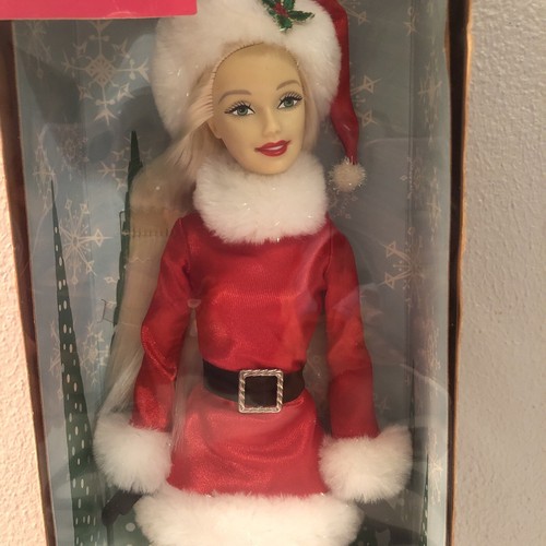 Mattel - 2004 Barbie - 'Santa's Helper' - NEW - Picture 8 of 11