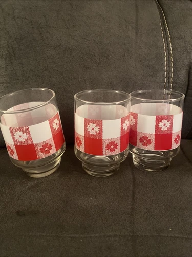 Vintage Red White Daisy Gingham Set Of 3 Federal Glass Stacking Juice 4”