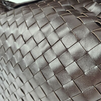 BOTTEGA VENETA Hop Large $5400 Fondant Leather Shoulder Bag