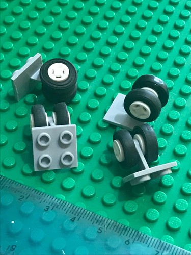 LEGO 4 Juegos de Ruedas de Tren de Aeronave Doble BLANCO 2x2 Unidades de Placa - Imagen 5 de 6