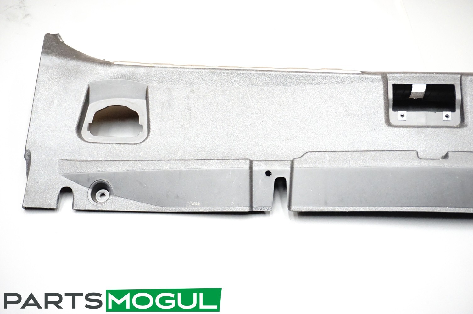14-17 Maserati Quattroporte Rear Trunk Lock Latch Trim Cover Panel Assembly OEM