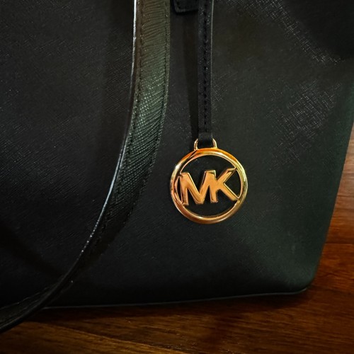 Michael Kors Purse Black Jet Set Travel Tote Saffiano Leather Shoulder Bag - Picture 4 of 15