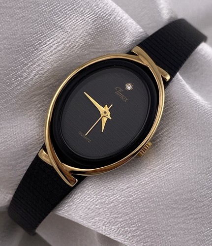 Vintage Timex Diamond Black & Gold Metal Band Ladies Watch Classic Dainty - Picture 4 of 9