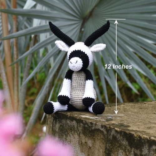 The Oryx Crochet Amigurumi Gift - Arabian Oryx Handmade Stuffed Crochet Toy - Picture 6 of 6