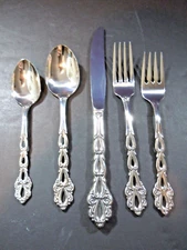 Oneida Community Stainless Flatware Chandelier 5 Piece Place Setting