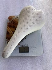 Sella Ritchey WCS VECTOR WING rinforzata con carbonio, guide in carbonio. 160g.