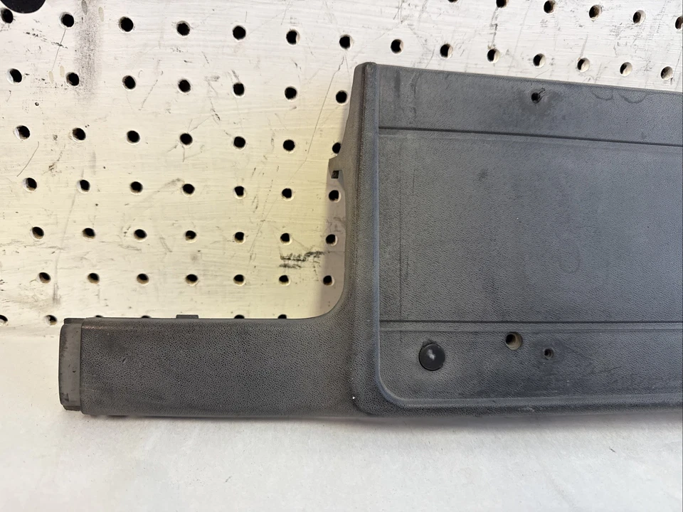 97-03 BMW E39 528i  Front Bumper License Plate Holder 8174849 OEM - Image 2 of 4