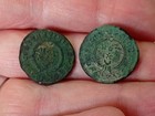 Lot 2 nummus Père et fils. Constantin 1er VOT XX PT, Constantin II VOT X PT
