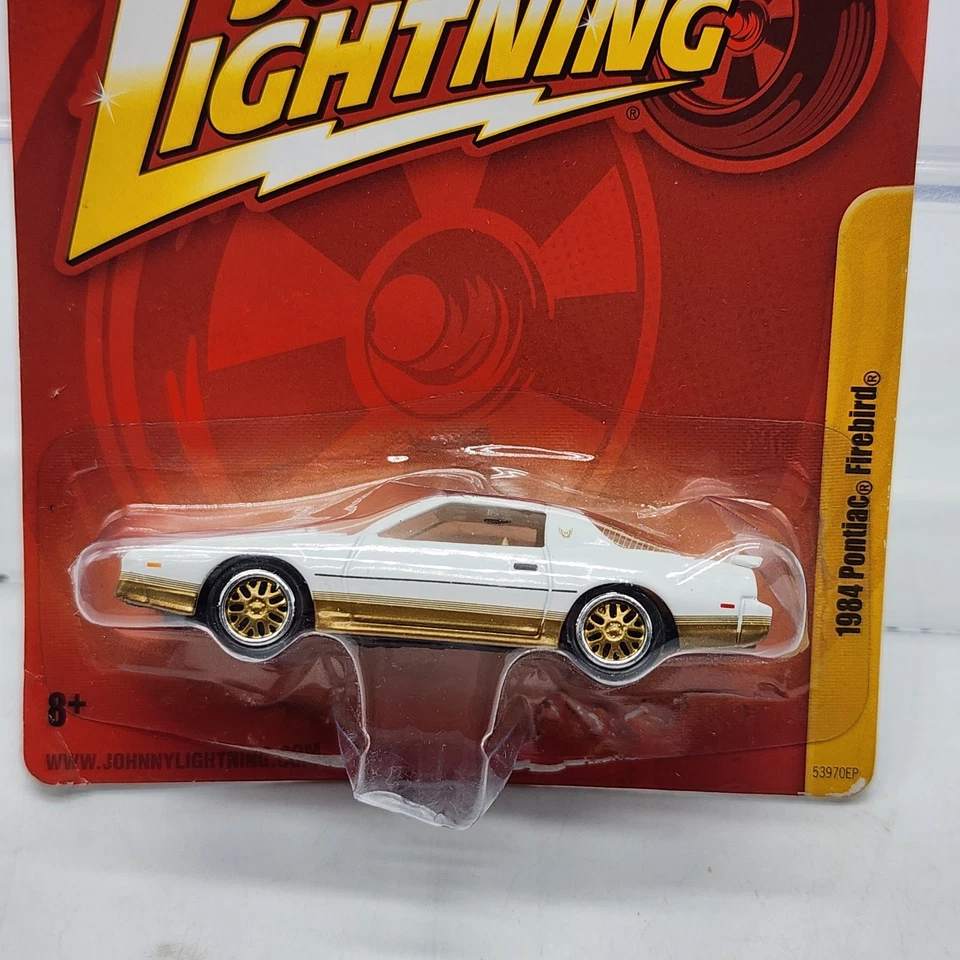 UH 2010 Johnny Lightning Forever 64 JL7 1984 Pontiac Firebird White Gold Sealed - Image 3 of 4