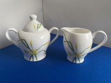 Pendragon Wales China Milk Jug & Lidded Sugar Bowl with daffodil design