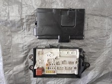 2002-2004 Lexus SC430 Rear Trunk Fuse Box Rel...