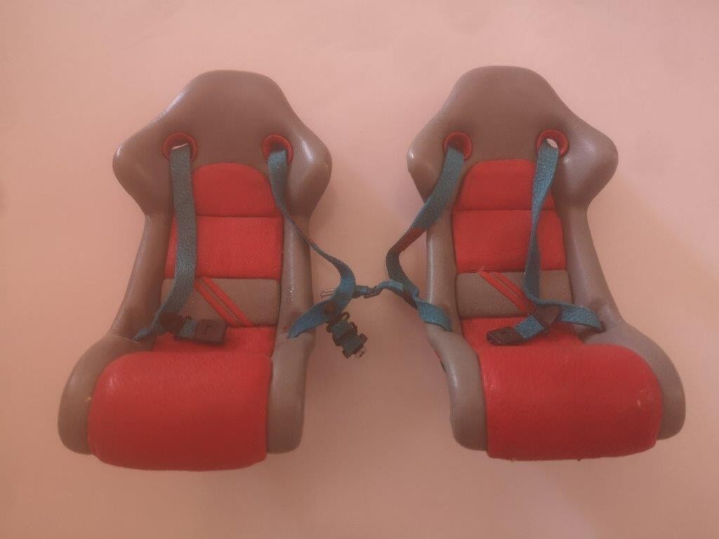 Foto 1 di 16