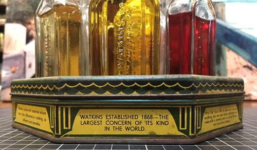 Vintage Watkins Products in Tin Tray with Handle & Bottle Essence - Picture 5 of 7