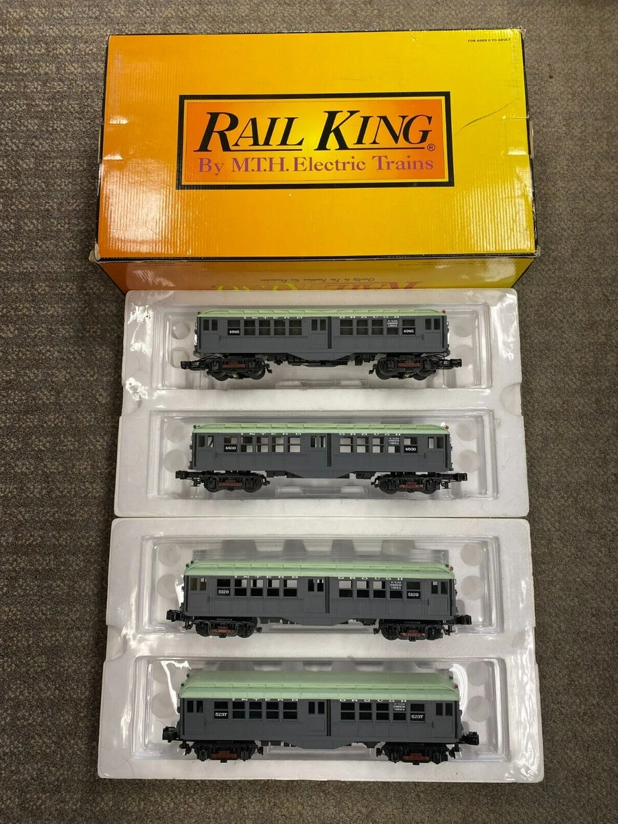 O-scale train accessories: Lionel, Rail King