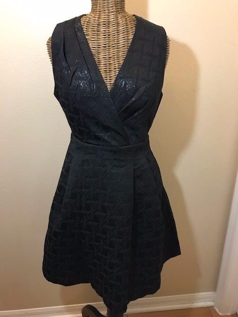 Picture 1 of 4