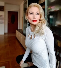 Beautiful MILF Blonde Woman Model  Premium Quality Photo Print Wall Art 01