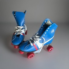Roller Derby Derby Star Blue/White Lace-Up Quad Indoor Roller Skates Red Wheels