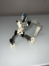 LEGO Bionicle Toa Kopaka Set 8536 Incomplete