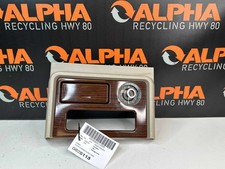 Front Console Escalade Esv 03 04 05 06 Front Console Escalade Esv 03 04 05 06