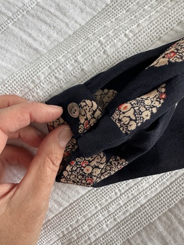 Toast Marine Krepp Marineblau Beige Paisley Midikleid Größe 14 Taschen Knopf Brust - Bild 10 von 17