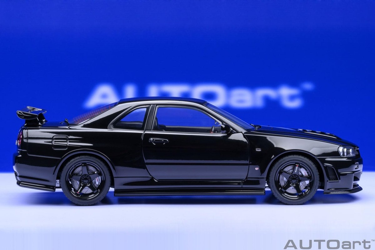 AUTOART 77463 NISSAN SKYLINE GT-R (R34) Z-TUNE 2002 BLACK 1