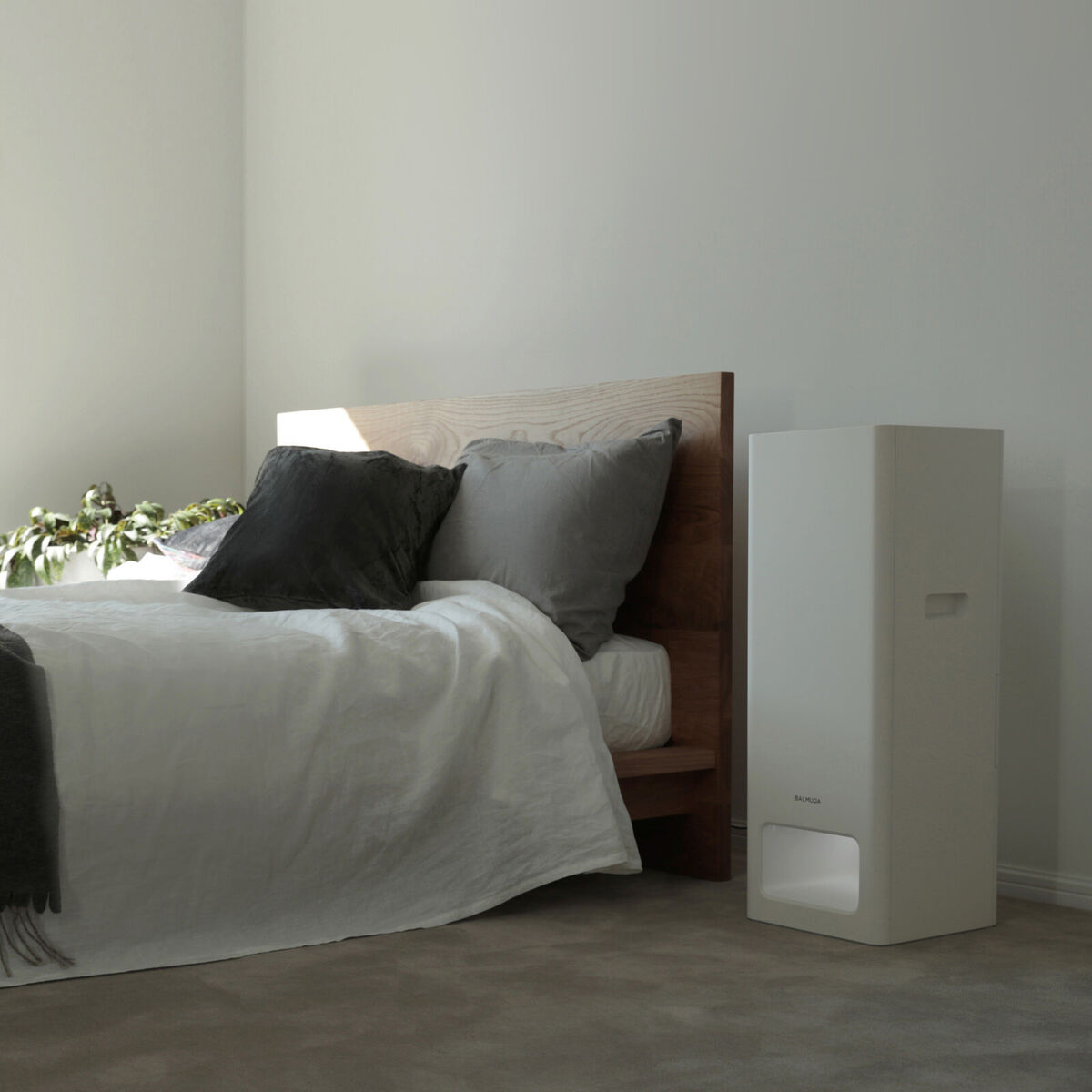 BALMUDA The Pure Air Purifier WHITE 1,800gal/minute A01A-WH BALMUDA The Pure Air Purifier WHITE 1,800gal/minute A01A-WH