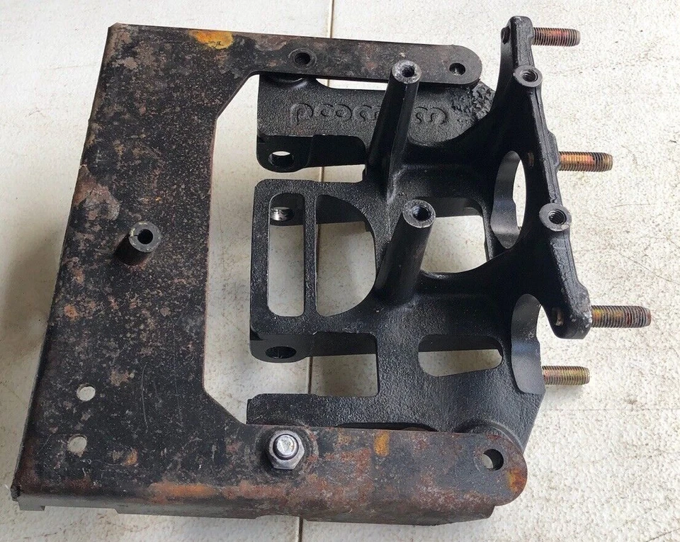 Conjunto de montaje de pedal Wilwood, pedal de embrague, pedal de freno, montaje y soporte OER Foto 2 de 4