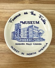 Vintage Niagara Falls Museum Souvenir. Niagar...