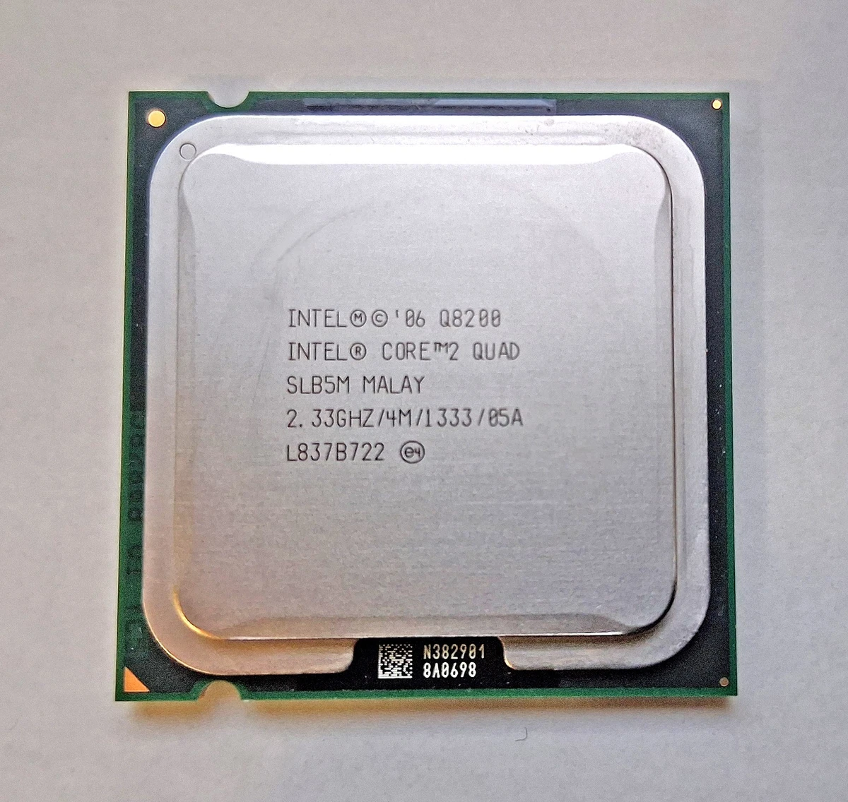 Processeur Intel Core 2 Quad Q8200 - 2.33 GHz, 4 Cœurs, Socket 775 - Occasion Testé Fonctionnel