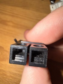 LEGO Marvel Super Hero Hawkeye Minifigure Dark Purple Suit Civil War 76067 Sh302