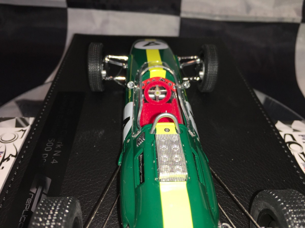 1:18 GP Replicas GPR 056A Jim Clark Lotus 25 #4 Winner