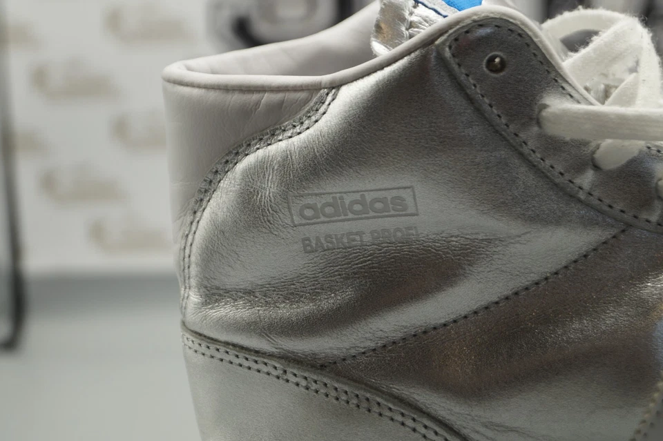 Adidas Basket Profi OG Damenschuhe EU 39 1/3 US 7,5 Sportschuhe Silber G95657 - Bild 4 von 4